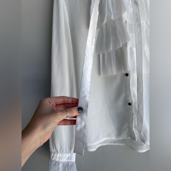 Story on button down lace bib long sleeve shirt - Picture 4 of 10